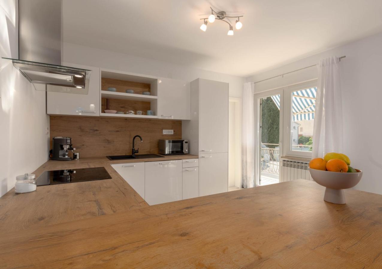 Newly Renovated Holiday Apartment Sirius Poreč Exterior foto
