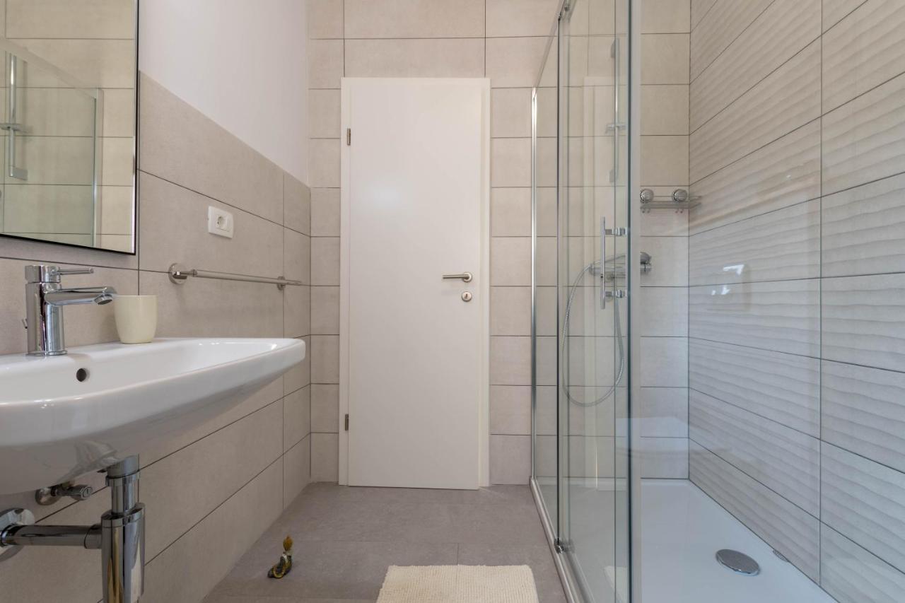Newly Renovated Holiday Apartment Sirius Poreč Exterior foto