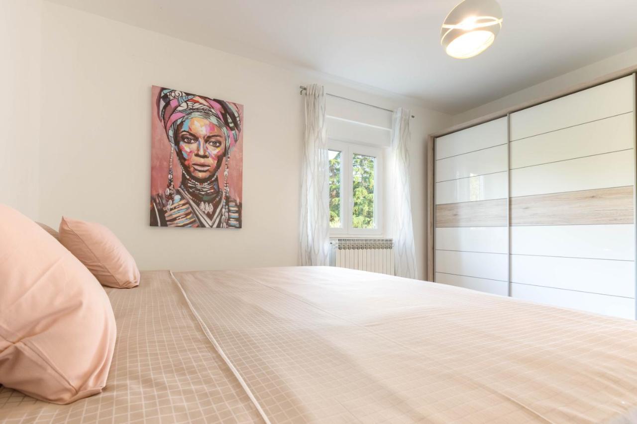 Newly Renovated Holiday Apartment Sirius Poreč Exterior foto